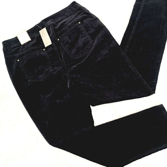 NWT Chico's Women's 1.5R Mid Black Corduroy Pants - Picture 2 of 14